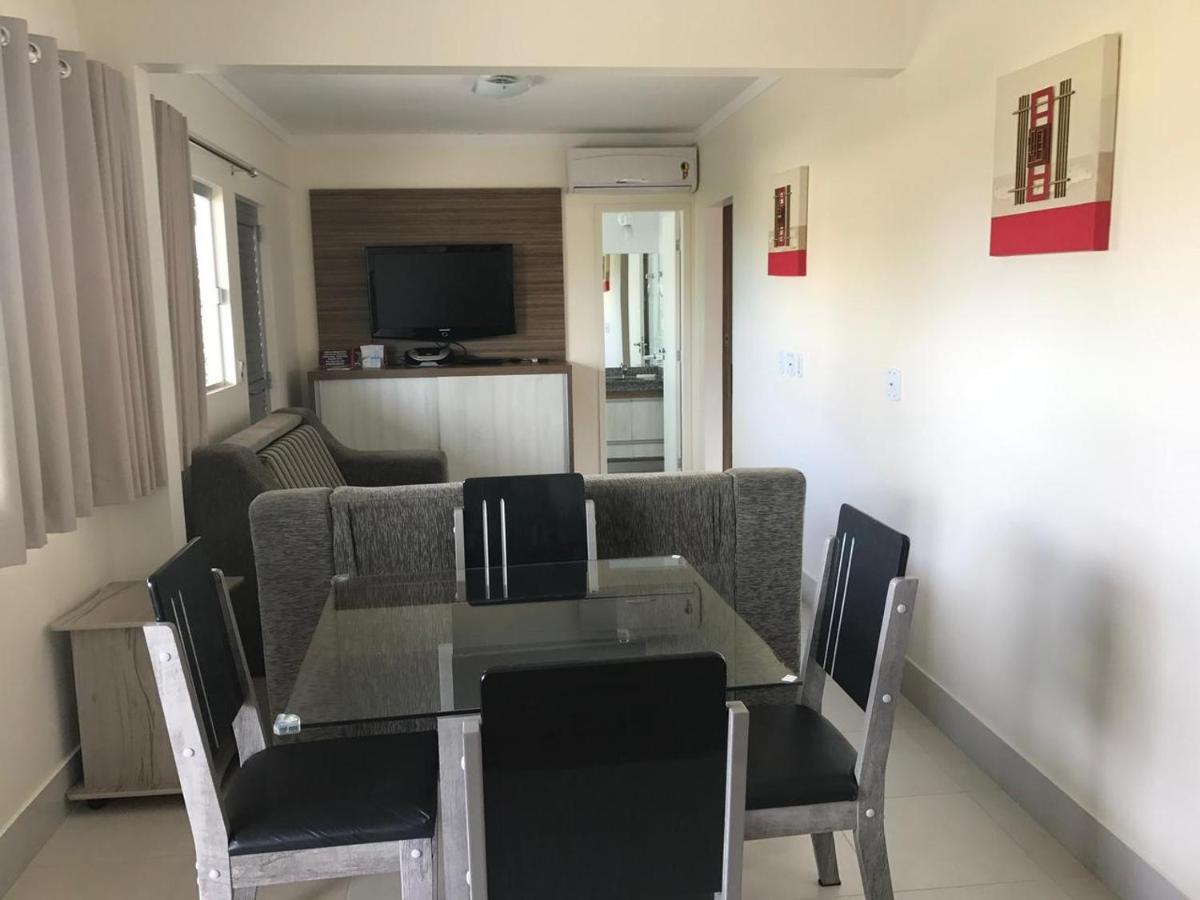 Lacqua Diroma 2 Flats Unidos Com 2 Suites E Banheiro Social Extra Caldas Novas Ngoại thất bức ảnh